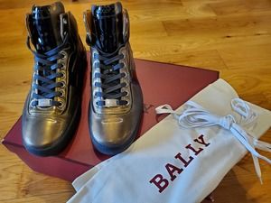 Bally Patent leather Black and Gold sneakers